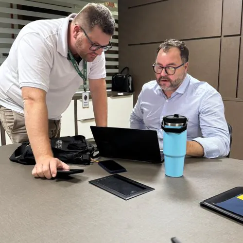 1b079100-b041-4d64-8079-624c05680e02 (1)